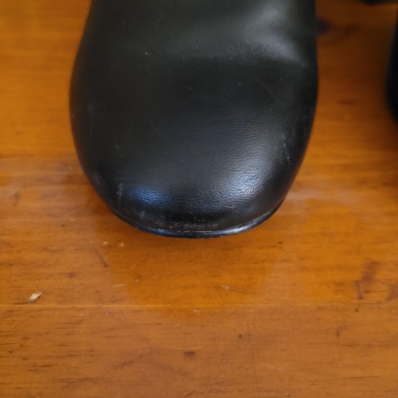 Nine West boots - Picture 2 of 5